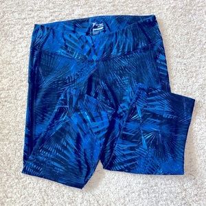 Old Navy Active - 1x plus - capris fitted- blue